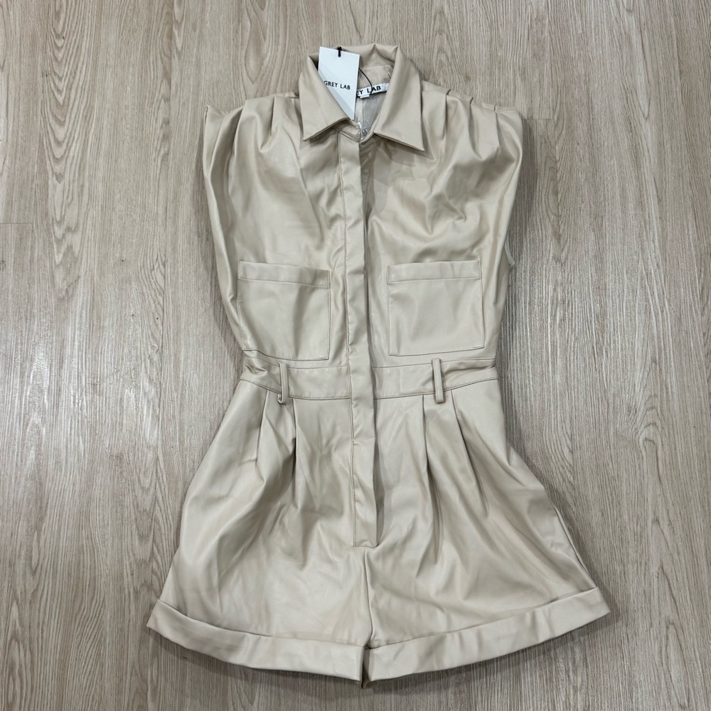 Grey Lab faux leather pleather romper jumpsuit nwt - Picture 7 of 8
